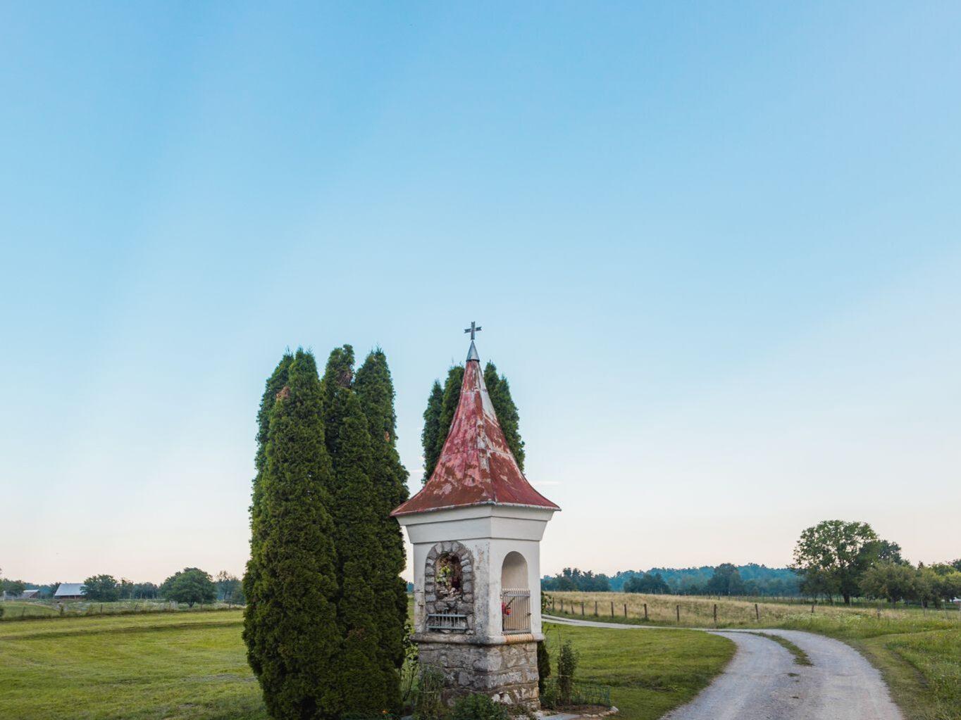 bela krajina kuzno znamenje 02