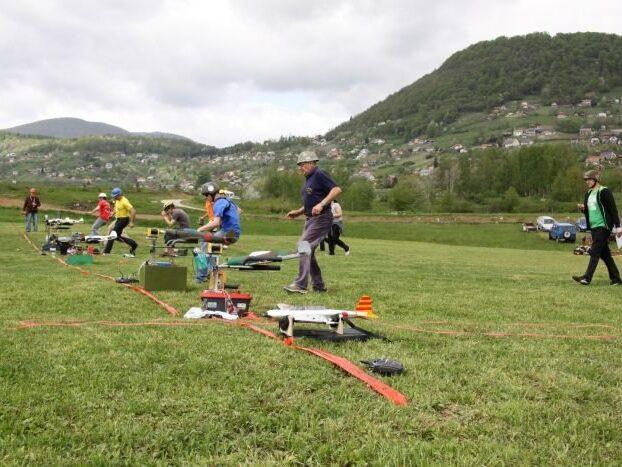 Letalsko modelarstvo semic bela krajina 3