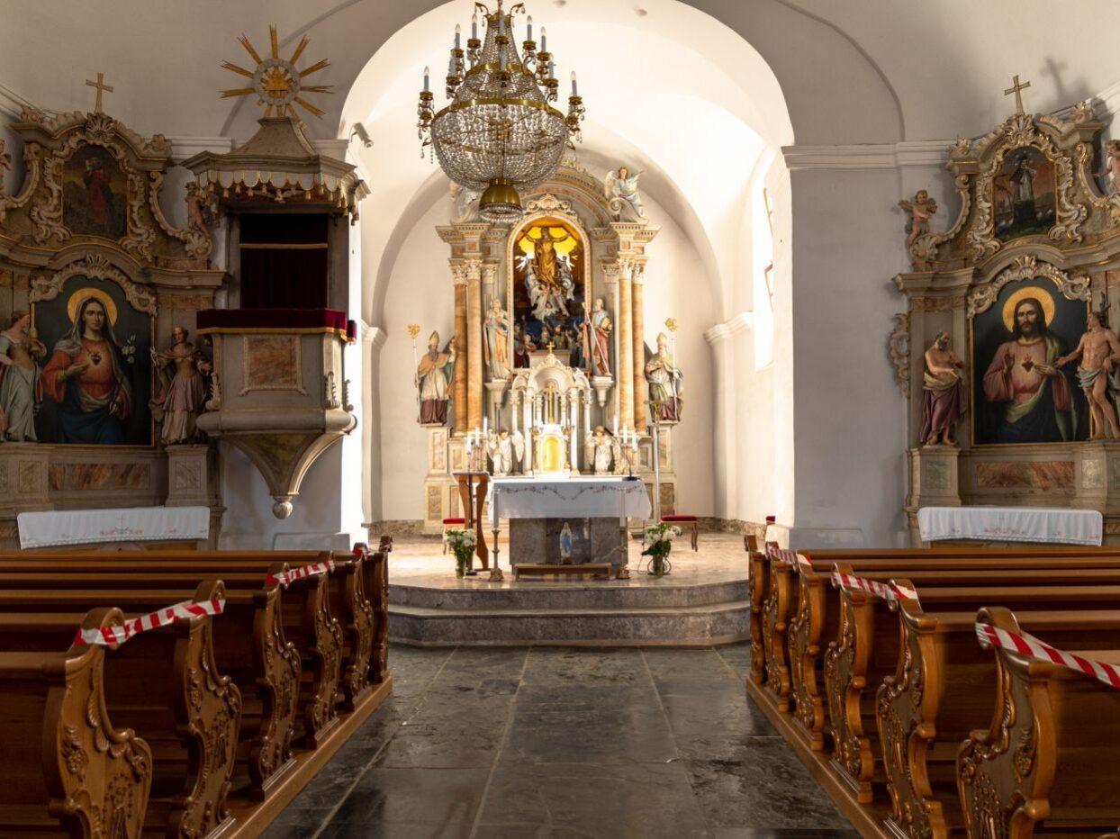 bela krajina cerkev marije vnebovzete crmosnjice 04