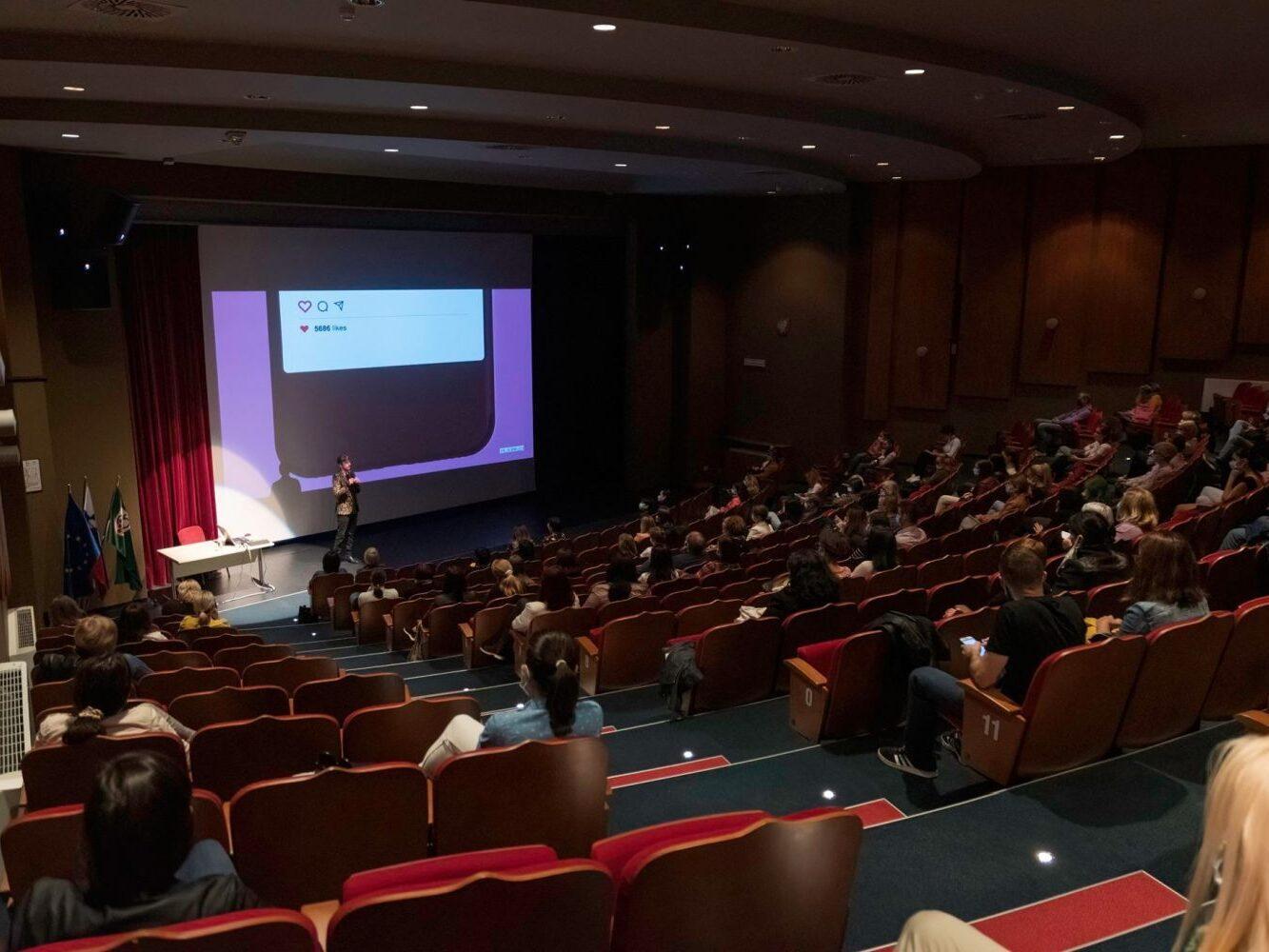 kulturni center semic aljosa bagola predavanje izgorelost 20