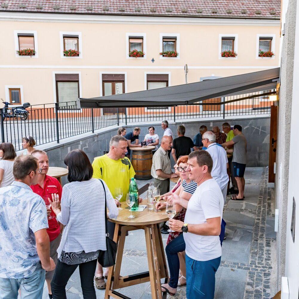 Gremo na semski plac Vinoteka Semic Foto Uros Novina 029