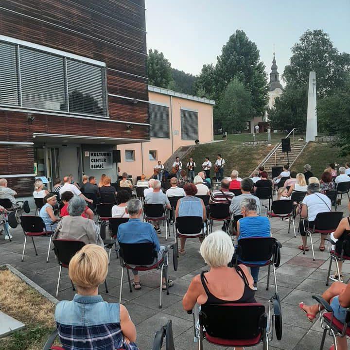 213280448 1645015495697437 7161477813527219956 n