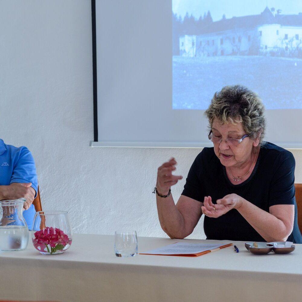 2022 06 18 3. Gremo na Semski plac Muzejska hisa Foto Uros Novina 002