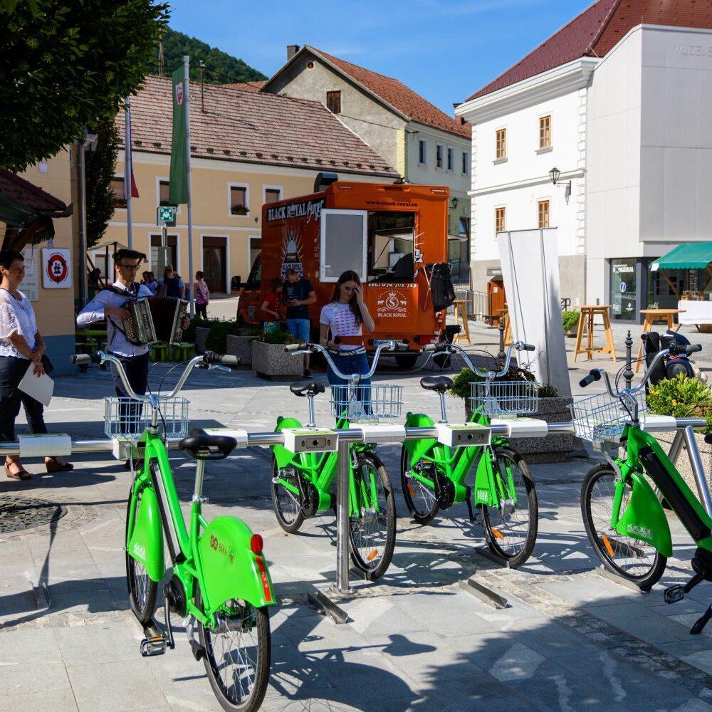 2022 06 18 Otvoritev avtomatiziranega sistema izposoje elekticnih koles BiKe Foto Uros Novina 003