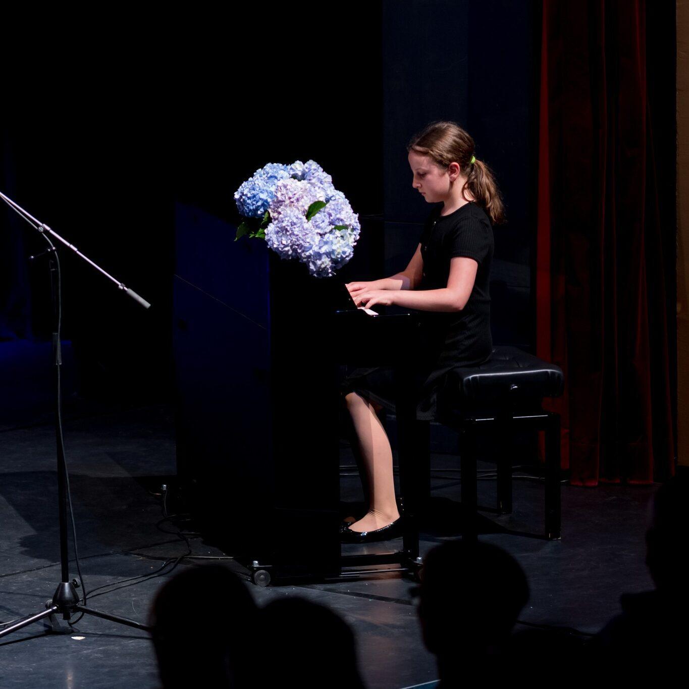 290017584 568505408118981 4884142352953914346 n