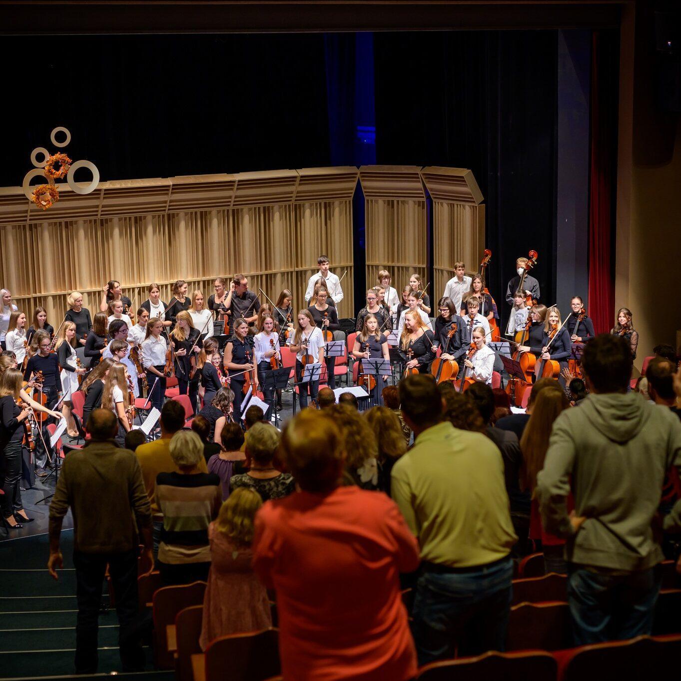 310272603 444024741160485 1000609765502874506 n