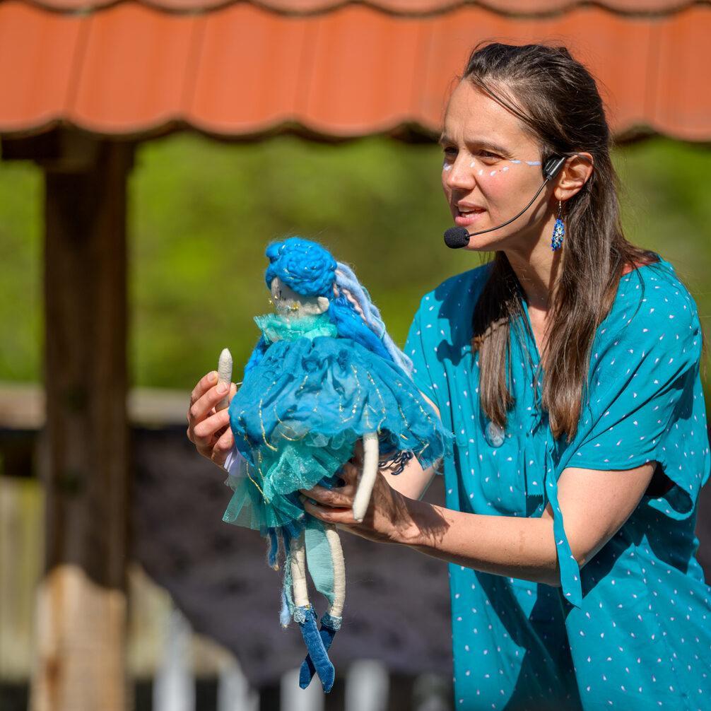 Izvir reke Krupe Zaobljuba reki interaktivna otroska predstava Foto Uros Novina
