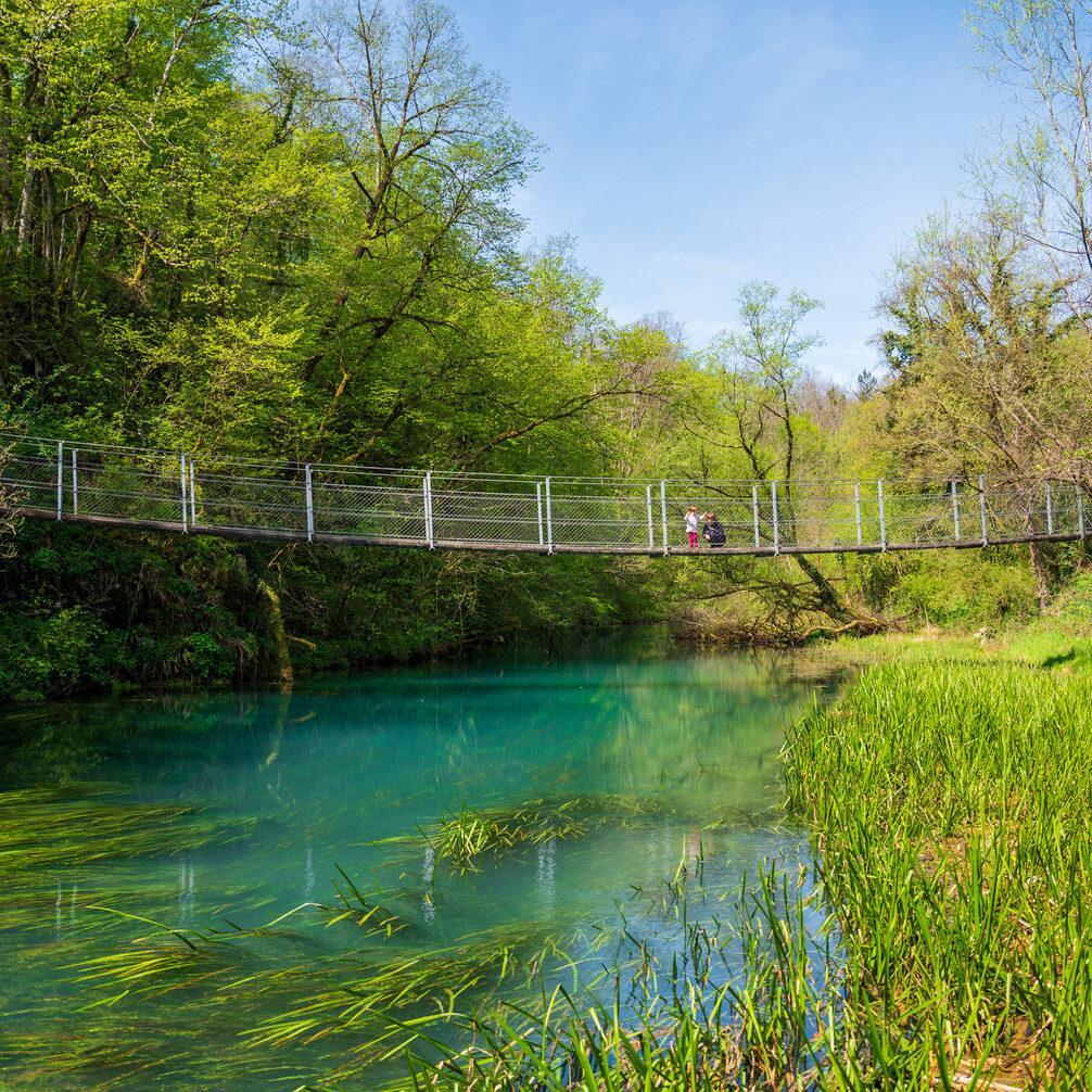Izvir reke Krupe Zaobljuba reki interaktivna otroska predstava Foto Uros Novina