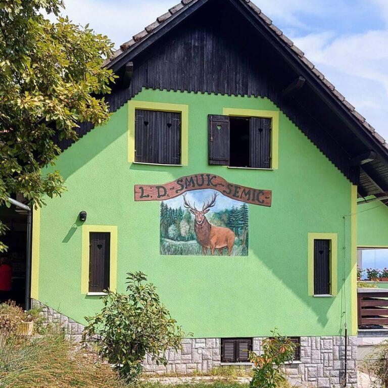 lovski dom smuk semic semic obcina semic hikuk com large