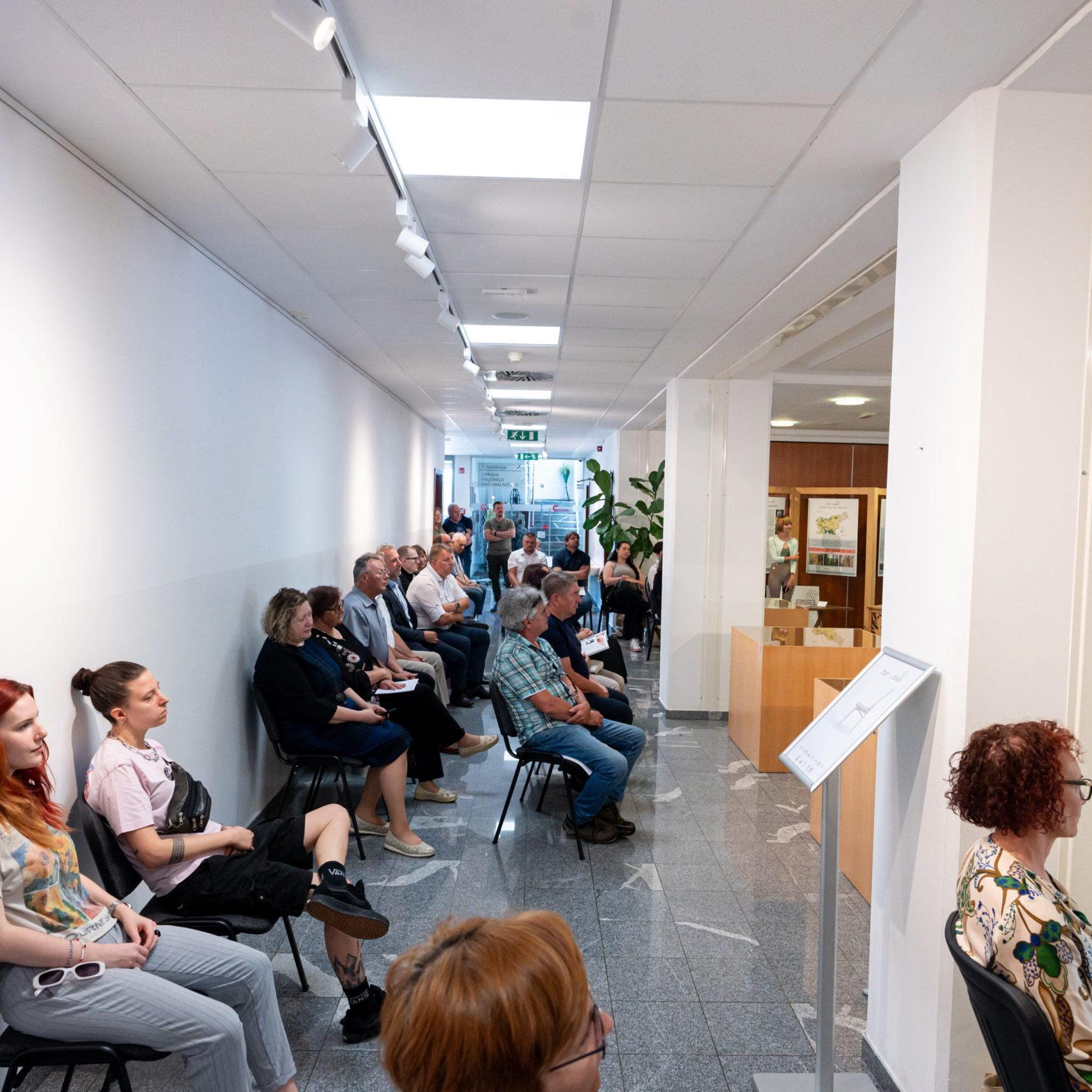 uros.novina@gmail.com