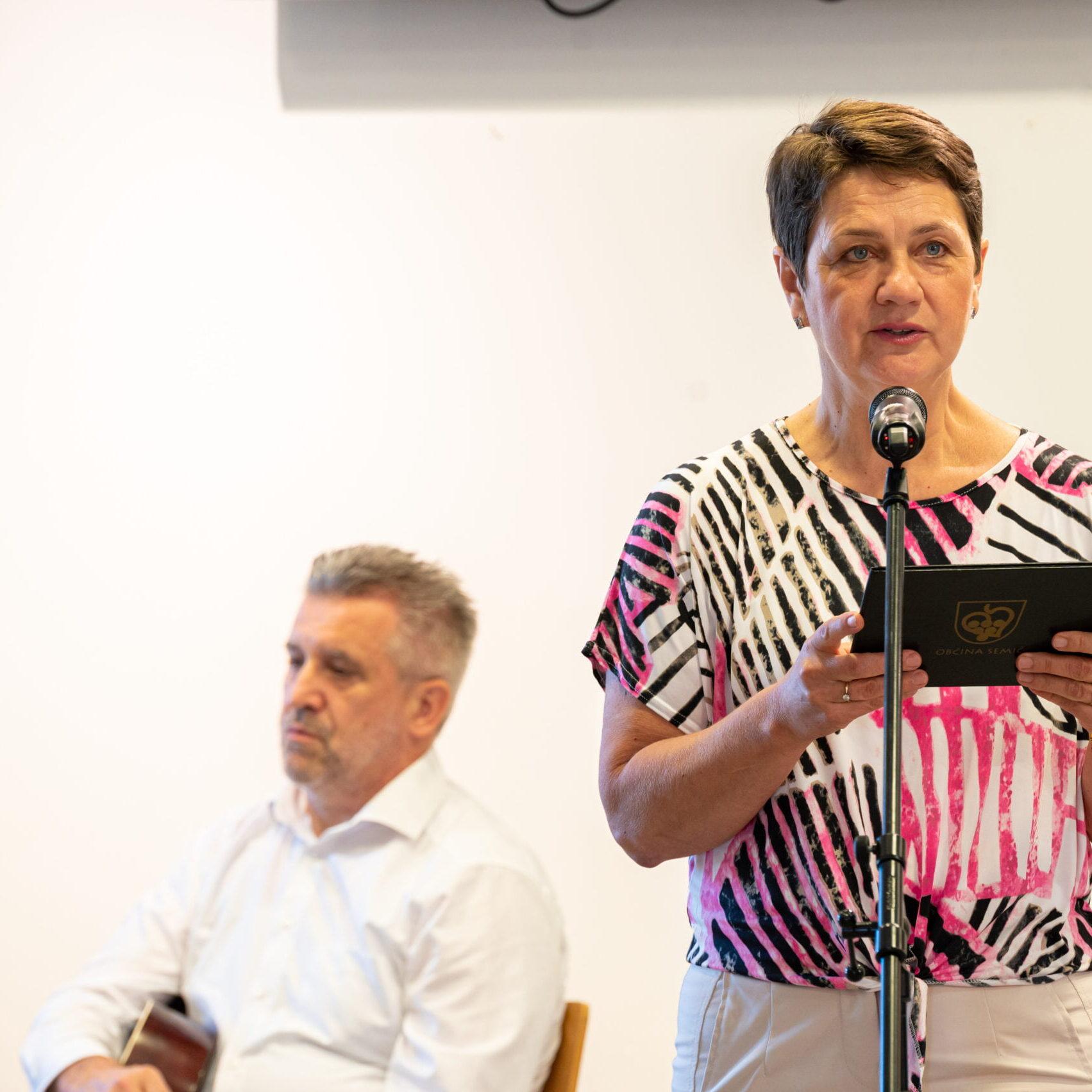 uros.novina@gmail.com