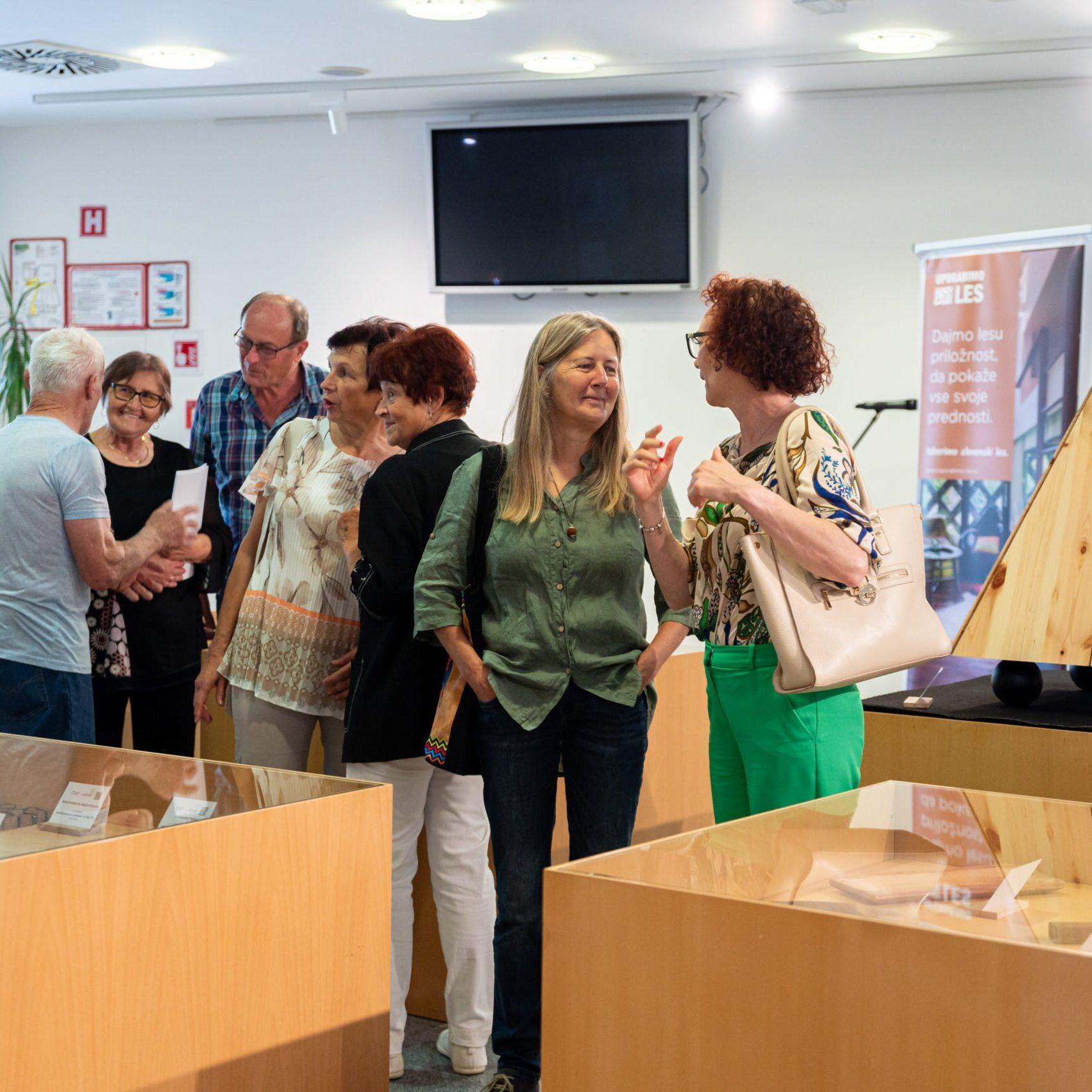 uros.novina@gmail.com